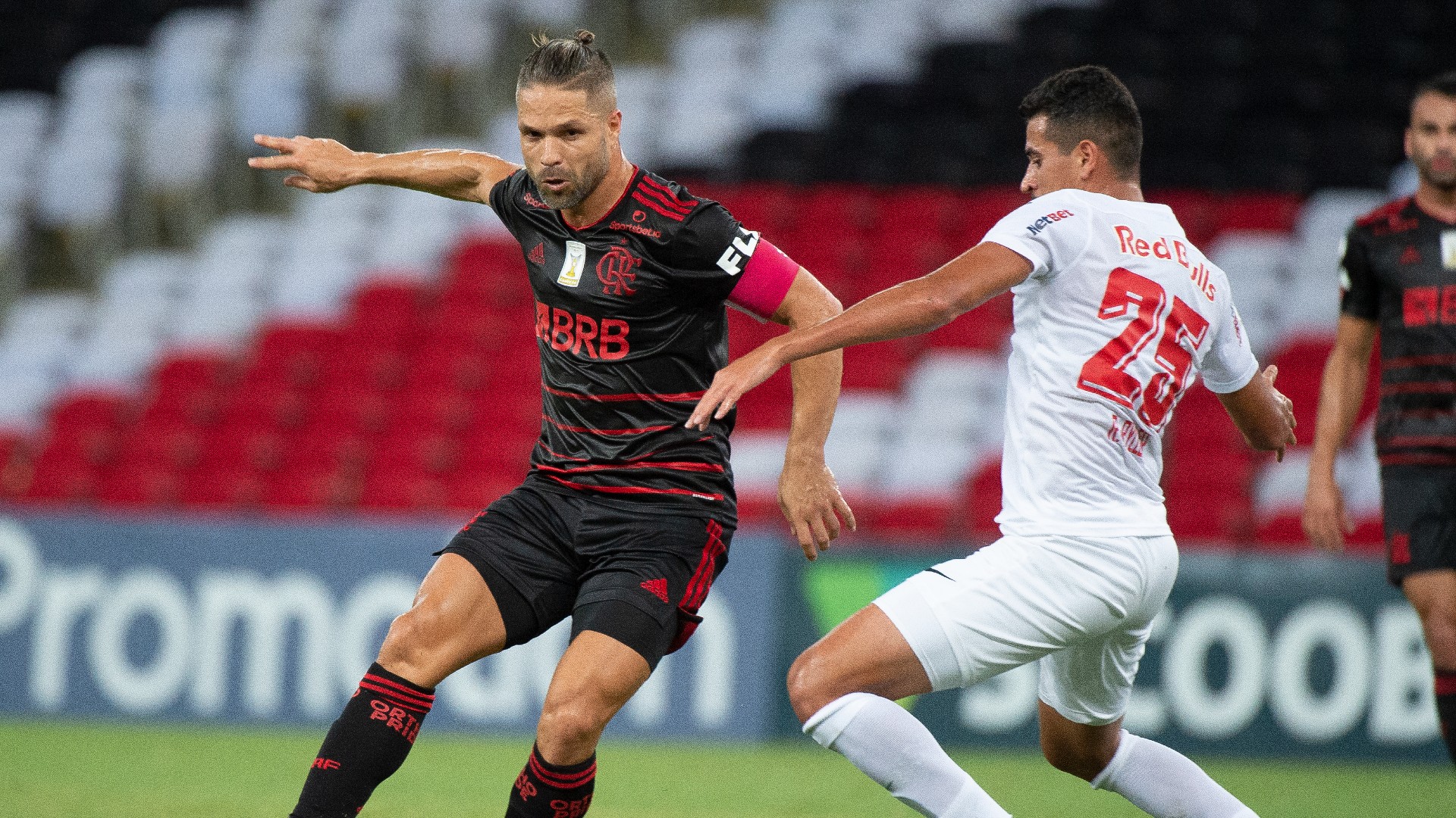 Em jogo morno, Flamengo e Bragantino empatam em 1 a 1 no ...