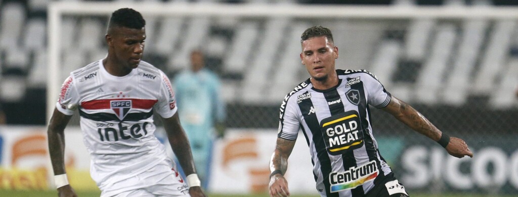 Nesta quinta-feira (16), Botafogo e São Paulo se encontram pela Série A. O jogo será realizado no Estádio Nilton Santos, às 16h (Horário de Brasília).